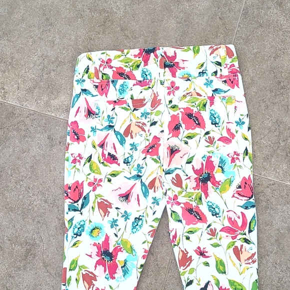 Pull On Jeans - Picture 3 of 11